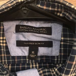 Banana Republic Shirts - Banana Republic Plaid Button Down Banana Republic Shirts - Banana Republic Plaid Button Down